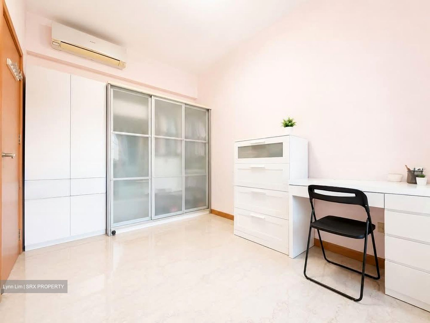 Summerhill (D21), Condominium #587454201